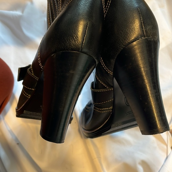 Sofft | women’s black high heel boots with buckle strap and laces shoe size 11 - Picture 10 of 15